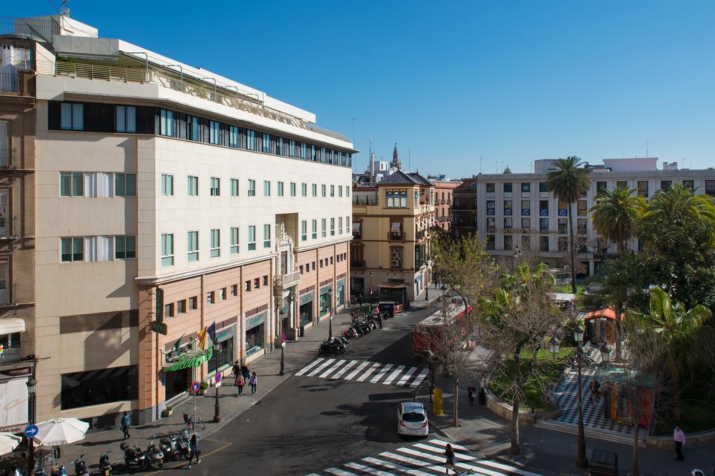 Hotel Derby Sevilla Exterior photo